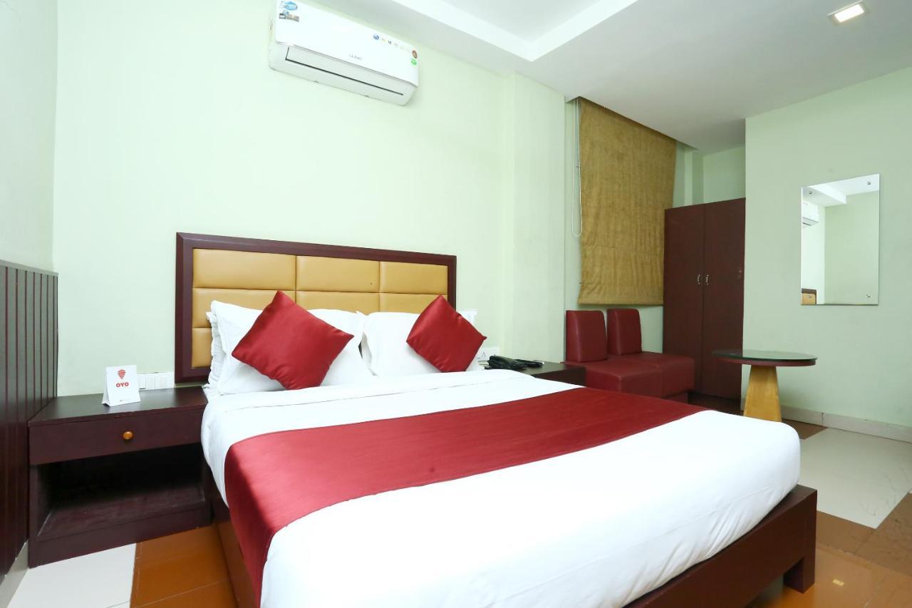 Oyo 15190 Select Residency Hotel Кожикод Екстериор снимка
