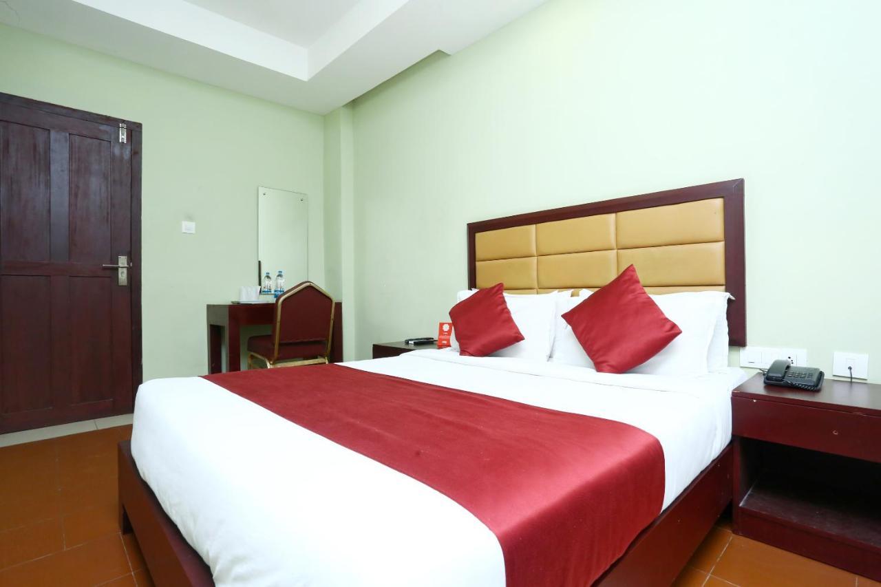 Oyo 15190 Select Residency Hotel Кожикод Екстериор снимка