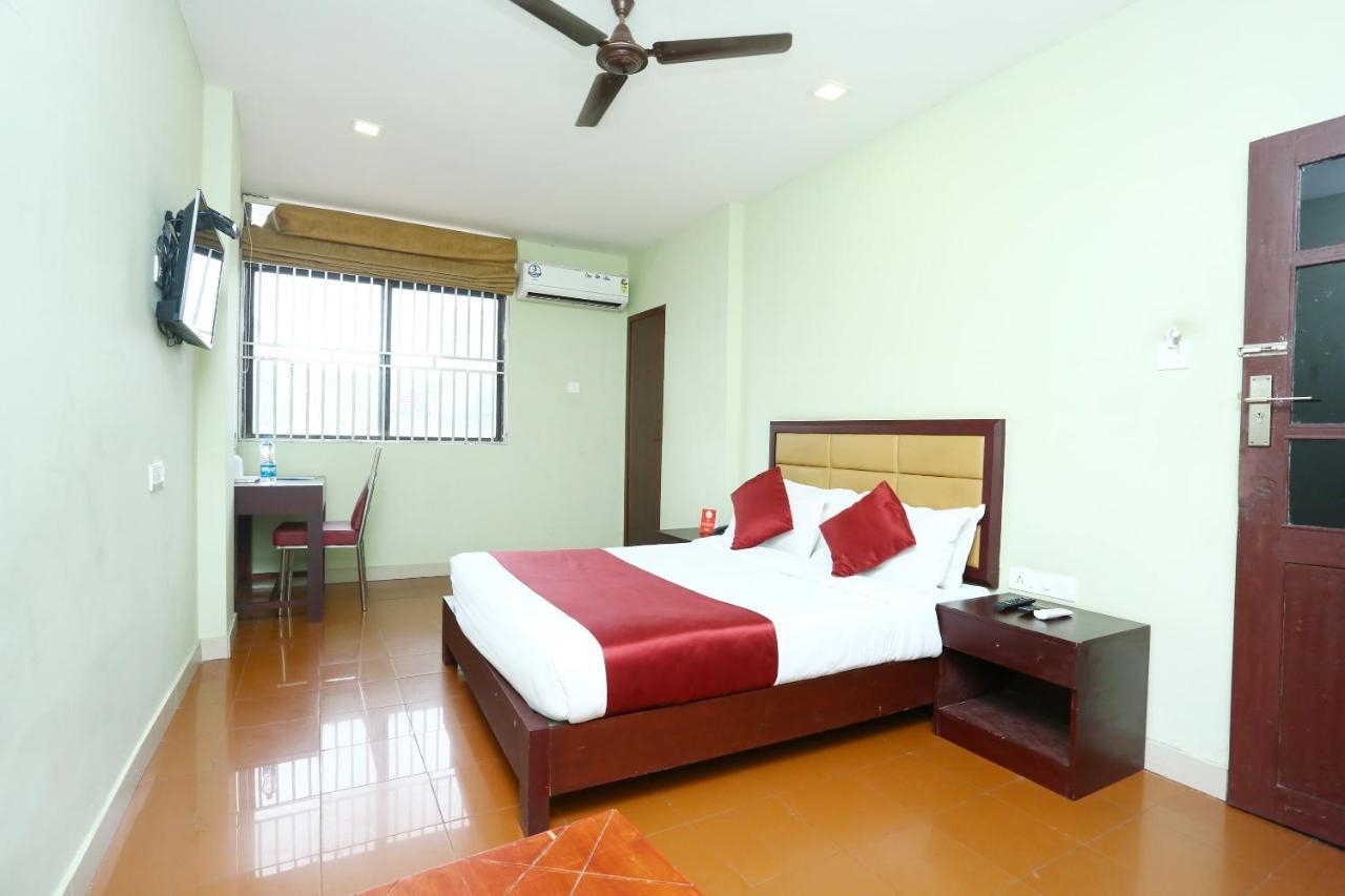 Oyo 15190 Select Residency Hotel Кожикод Екстериор снимка